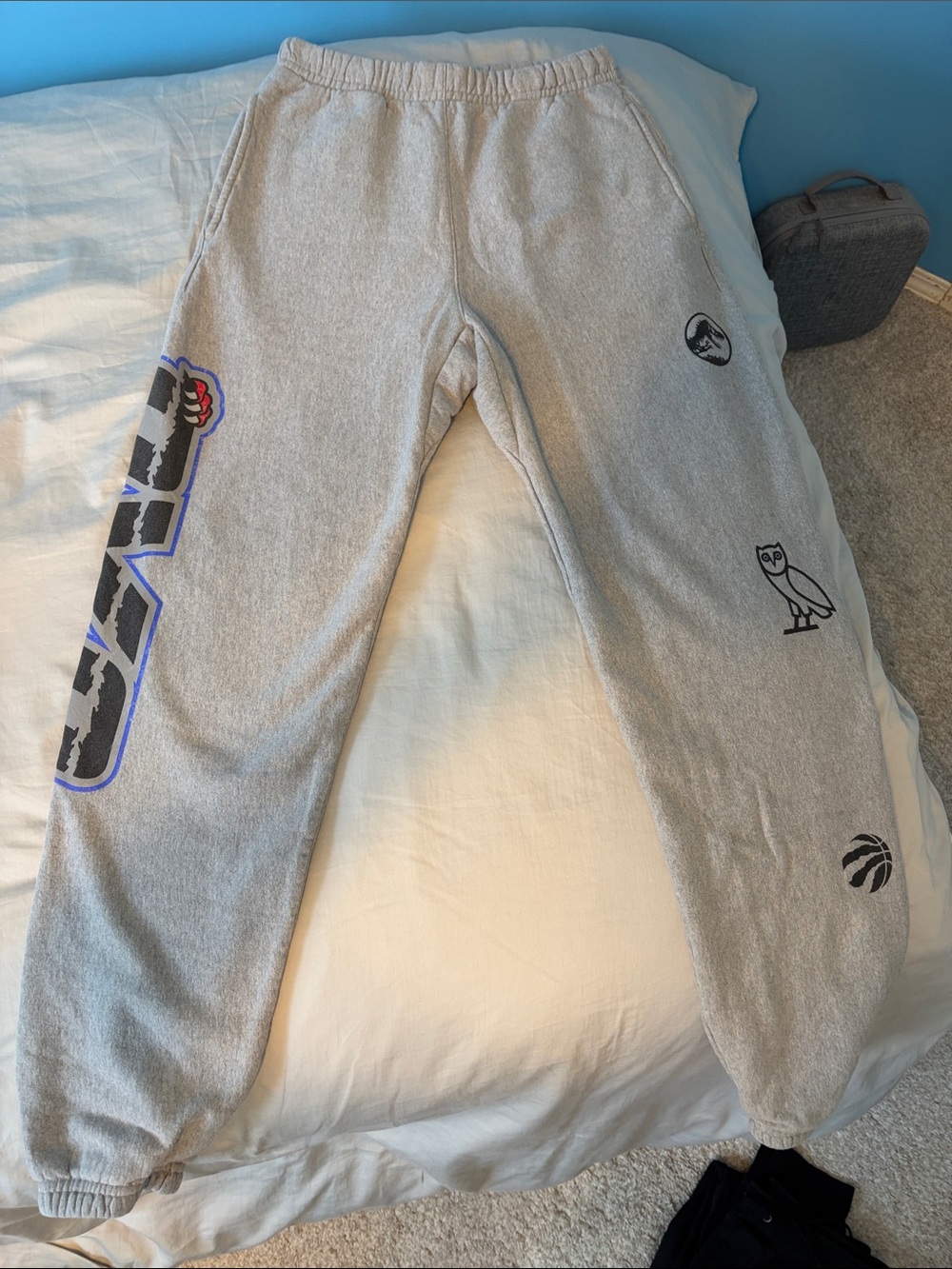 OVO | October’s Very Own, Men’s Gray Medium-Sized Sweatpants with Logo Graphics